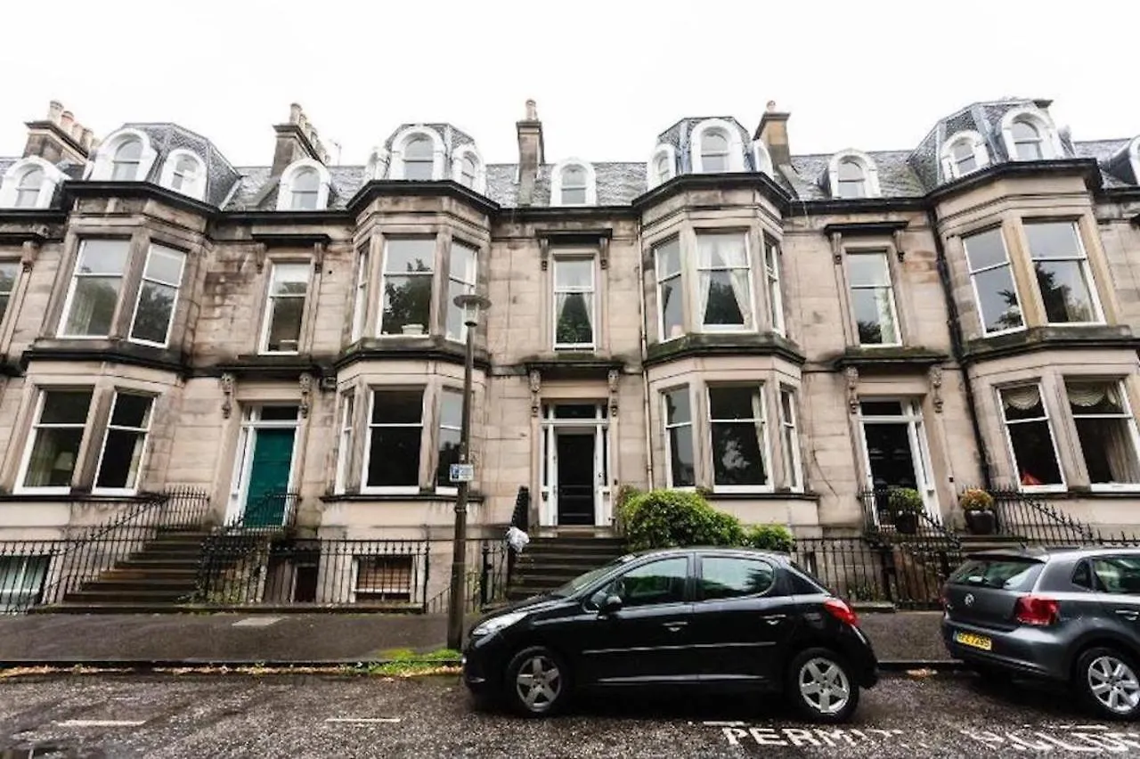 Entire, Central & Fully- Equipped Flat, West End Edinburgh United Kingdom